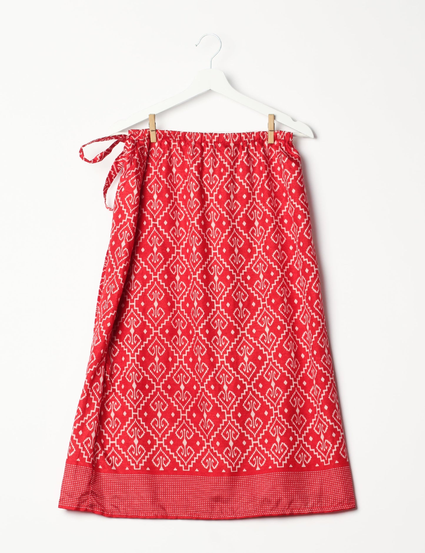 Versatile and sustainable LONG WRAPAROUND SKIRT, mid-calf length, defying convention and suitable for all waist sizes. Elevate your style with this eco-friendly and comfortable piece, creating a unique and inclusive fashion experience.