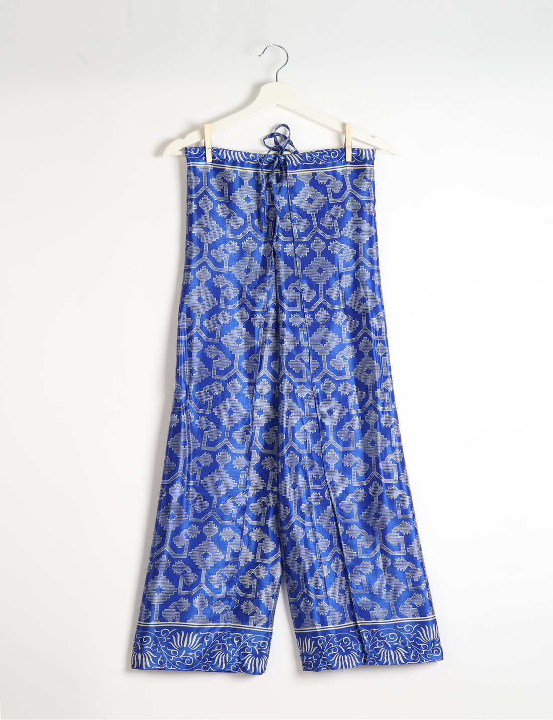 Panta Pareo - I was a Sari