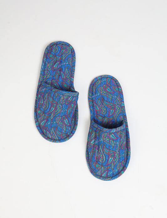Elevate your downtime with our Quilted Slippers. Ethical, sustainable, and crafted by female artisans in Mumbai, these slippers offer cushioned comfort with a touch of chic style. Warm on the inside, fashionable on the outside, step into sustainable luxury.