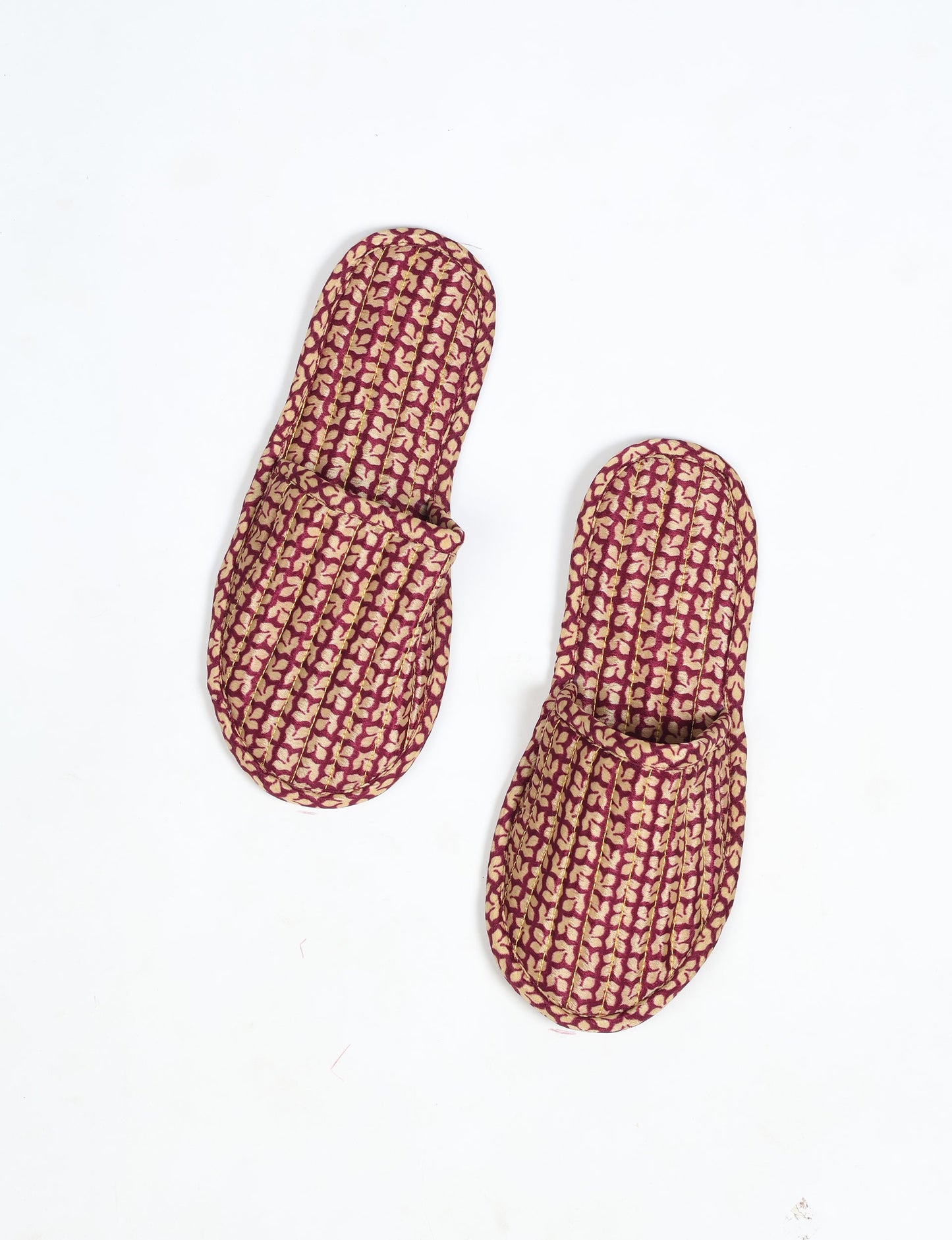 QUILTED SLIPPERS