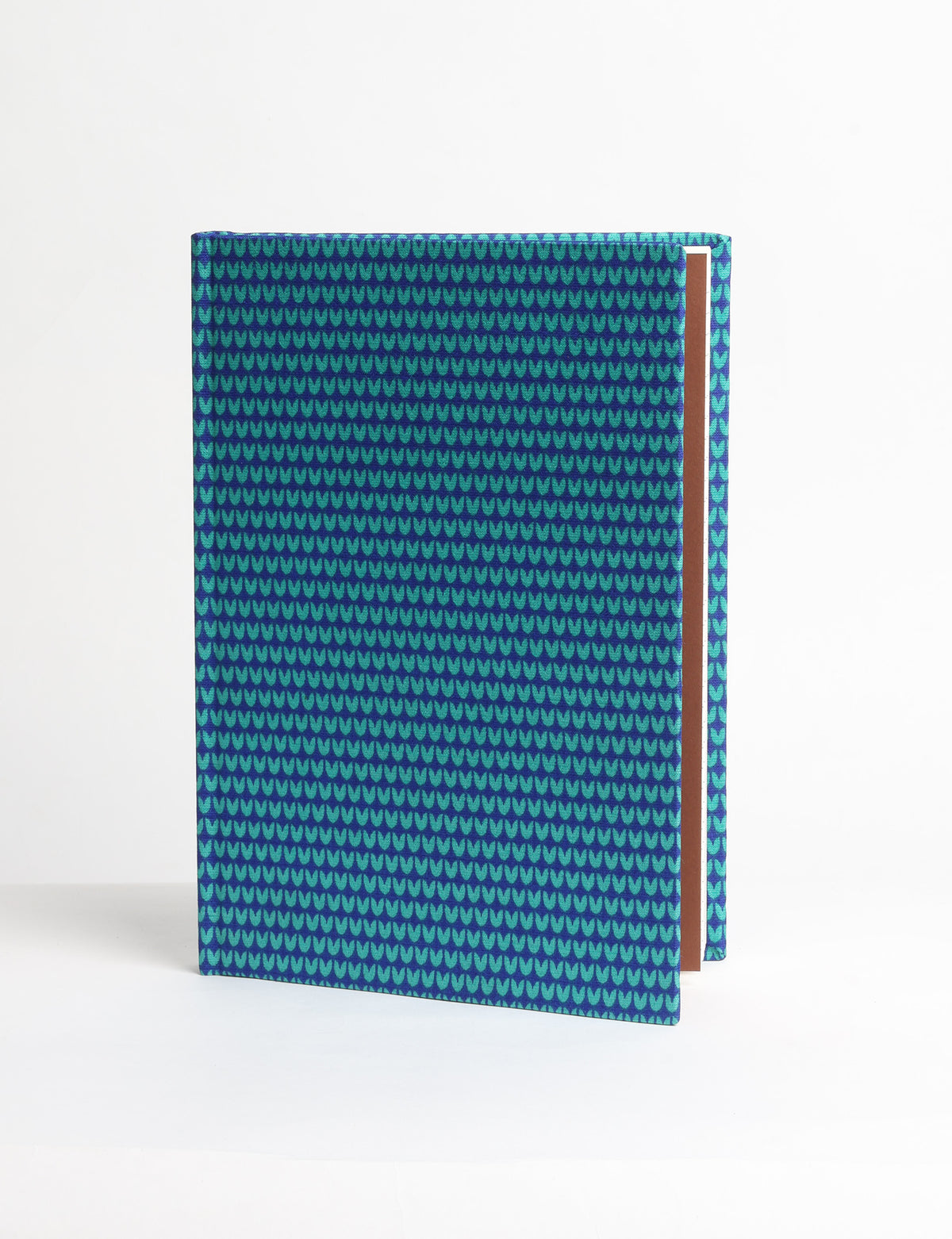 A5 hard cover notebook featuring the DO GOOD message, durable hardbound cover, ruled inner pages, printed endpapers and a lay-flat design.