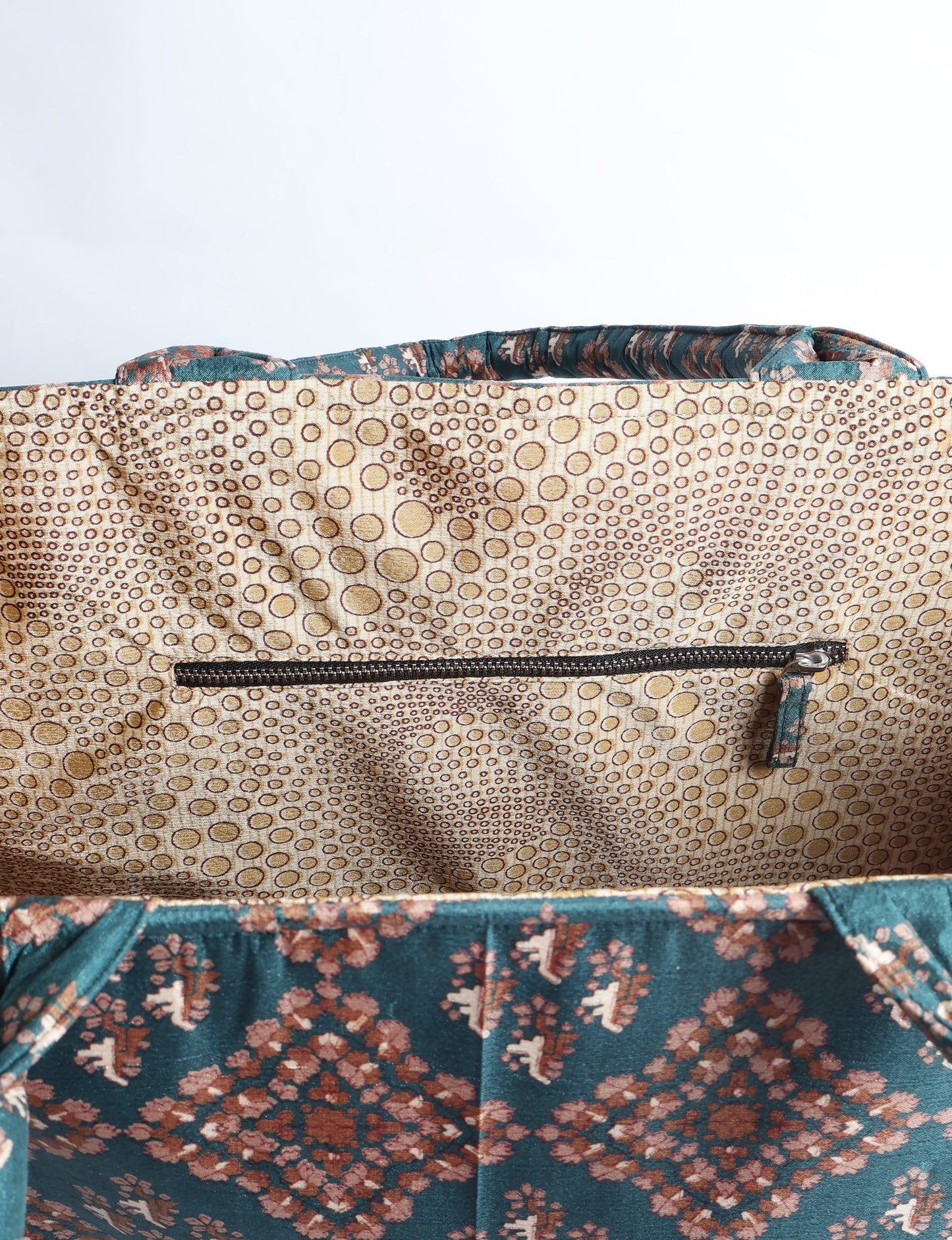 Elevate your eco-friendly style with our Work Tote Bag, a semi-structured, sustainable masterpiece. Soft padded handles, contrast lining, and an inside zipper pocket make it both stylish and functional. Perfect for carrying your laptop and more, this tote stands tall as a symbol of conscious fashion.