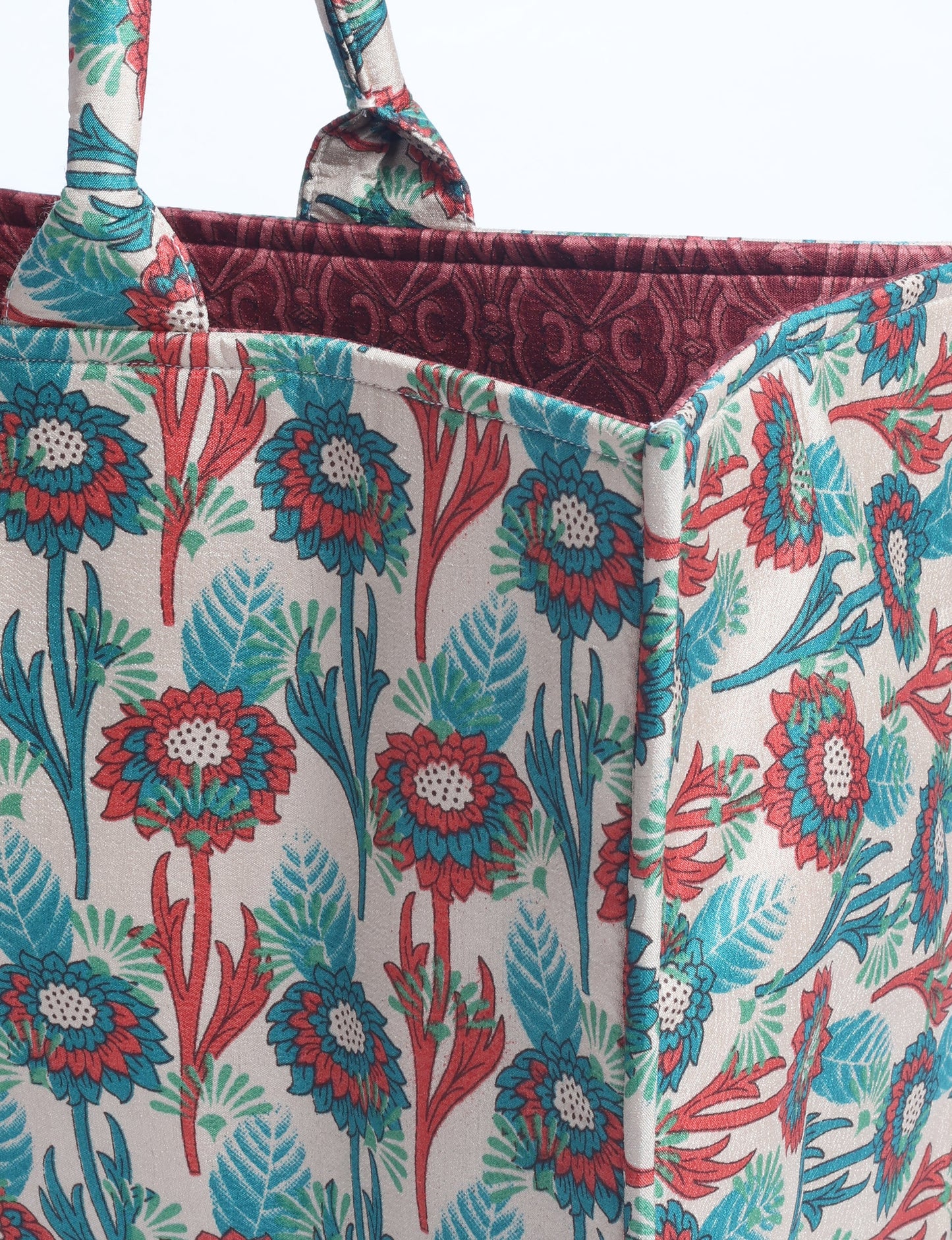 Elevate your eco-friendly style with our Work Tote Bag, a semi-structured, sustainable masterpiece. Soft padded handles, contrast lining, and an inside zipper pocket make it both stylish and functional. Perfect for carrying your laptop and more, this tote stands tall as a symbol of conscious fashion.