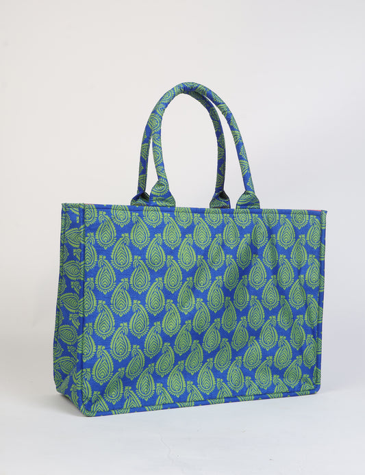 Elevate your eco-friendly style with our Work Tote Bag, a semi-structured, sustainable masterpiece. Soft padded handles, contrast lining, and an inside zipper pocket make it both stylish and functional. Perfect for carrying your laptop and more, this tote stands tall as a symbol of conscious fashion.