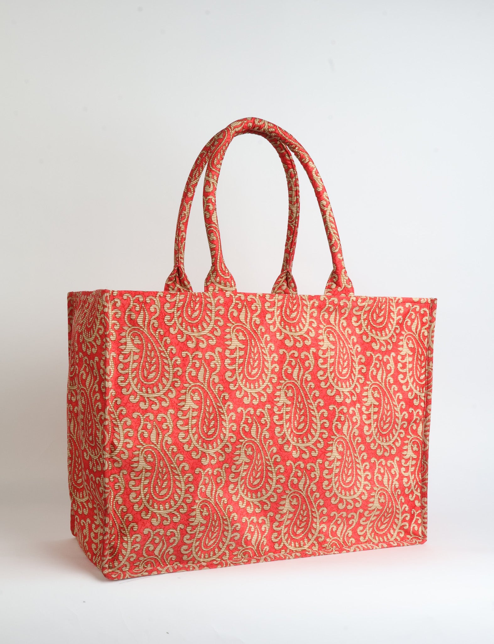 Quilted Beach Bag - Pink Paisley – I was a Sari