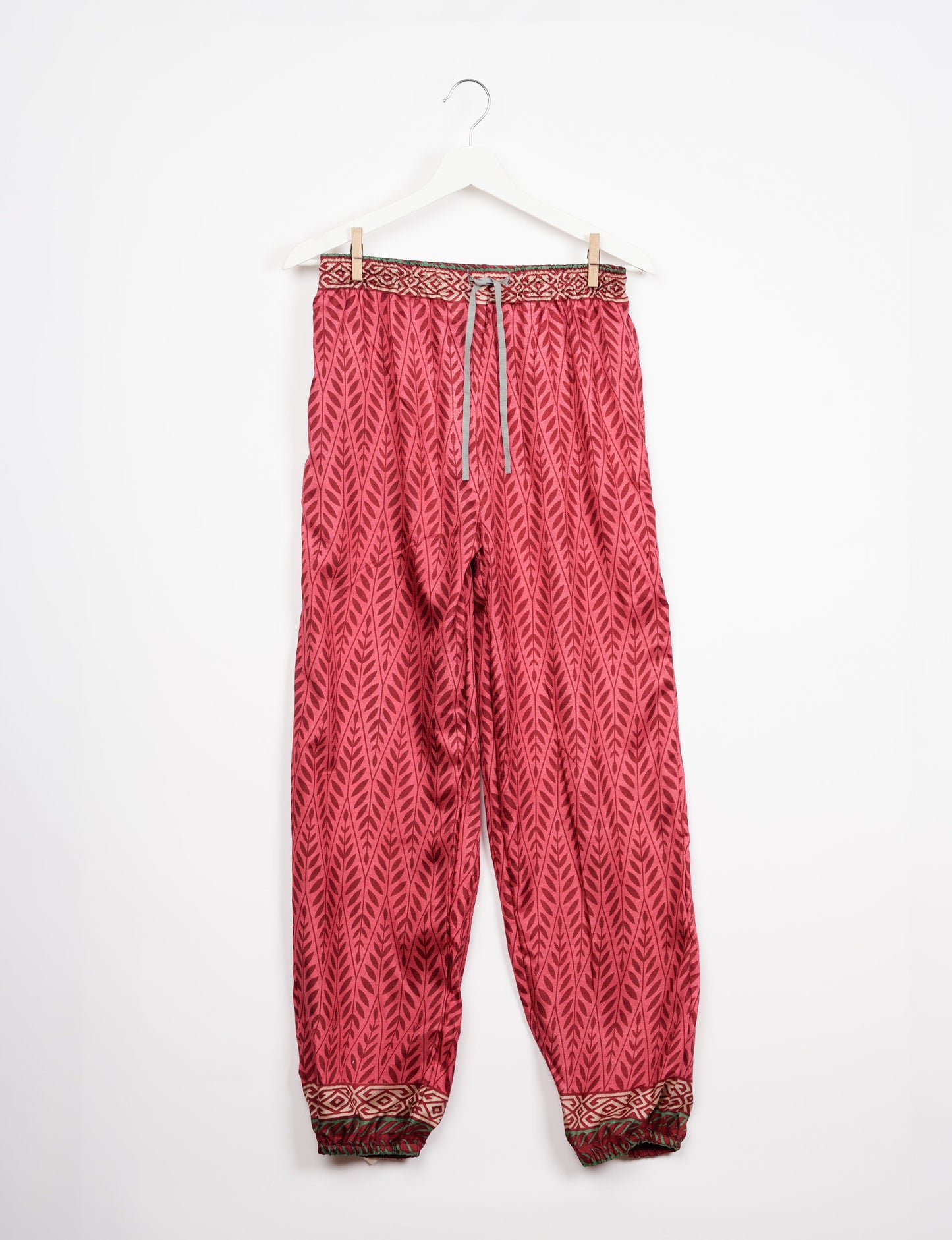 Comfortable and sustainable JOGGER PANTS, pull-on style crafted from eco-materials. Elastic drawstring waist, cotton twill tape, elasticated hems, and slant pockets for style and functionality. Make a positive impact on people and the planet with your fashion choices.