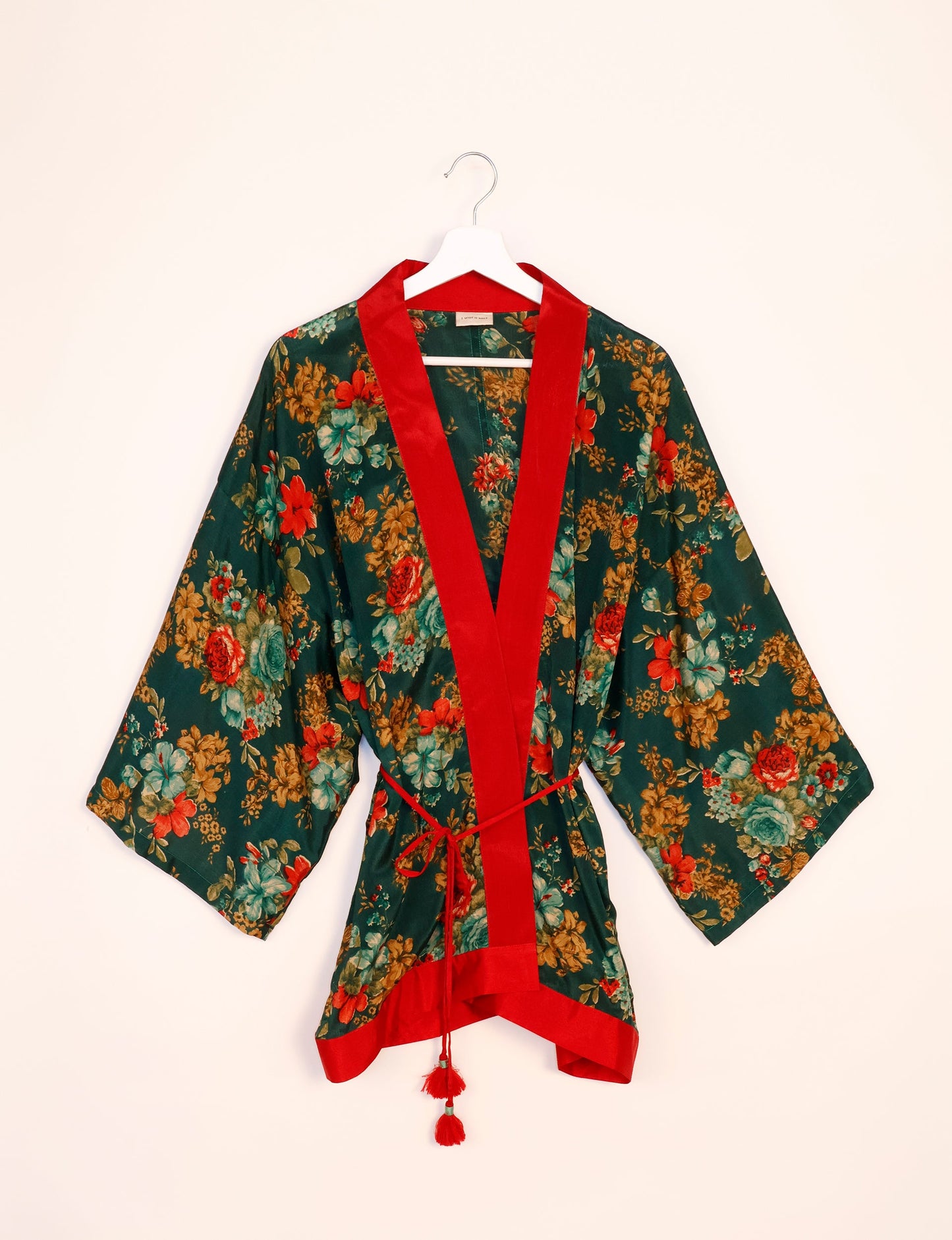 Chic and versatile KIMONO ROBE PRINT with a belt and loose straight-line sleeves. Throw it over swimwear, a t-shirt and shorts, leggings, or jeans for an instant style upgrade. Embrace fashionable versatility with this statement piece.