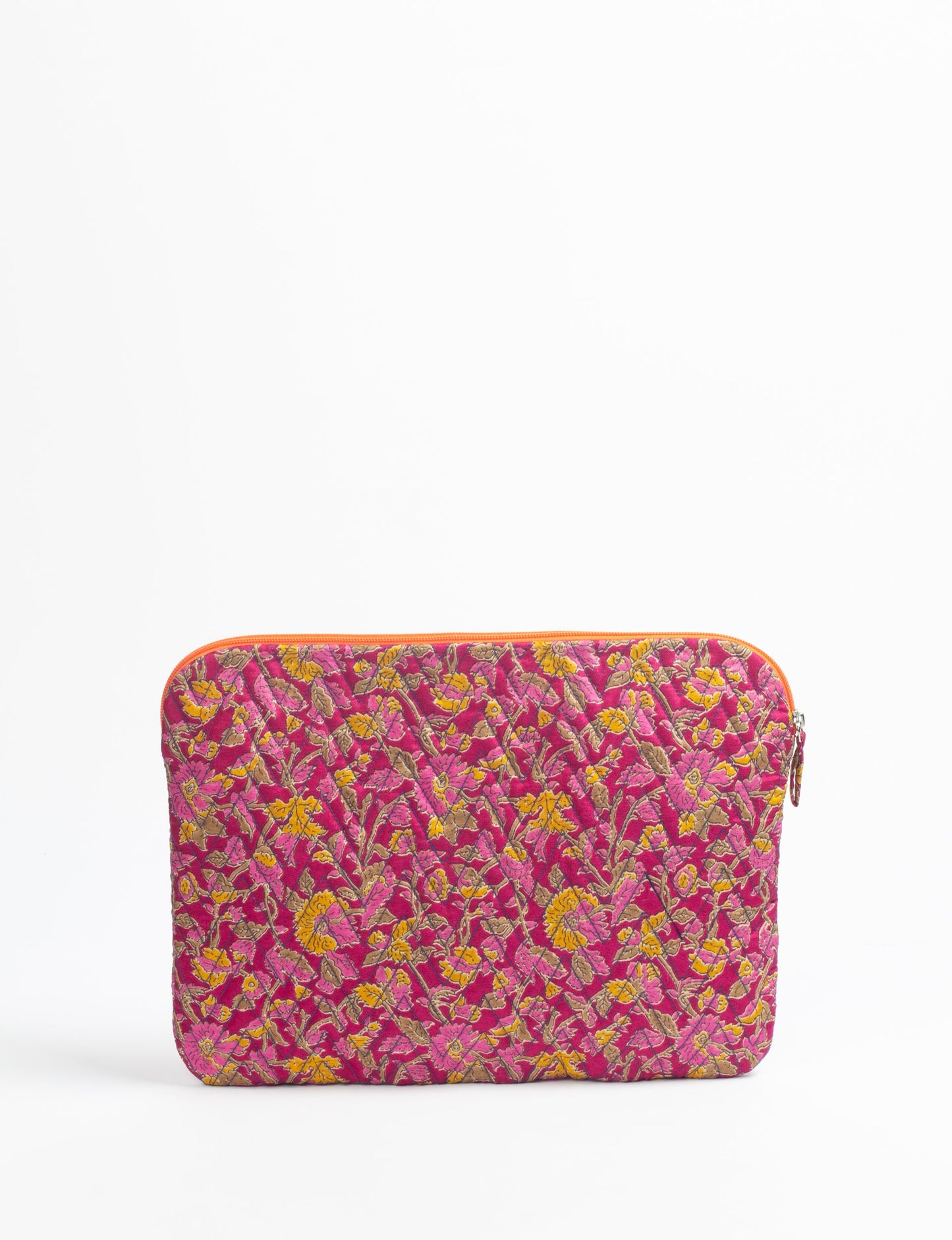 Elevate your tech style with our QUILTED LAPTOP SLEEVE 15-16 inches. Crafted with eco-friendly materials, the quilted design provides cushioning and durable protection for your 15"-16" laptop. Lightweight and stylish, with a secure zipper closure – your ethical choice for sustainable tech storage.