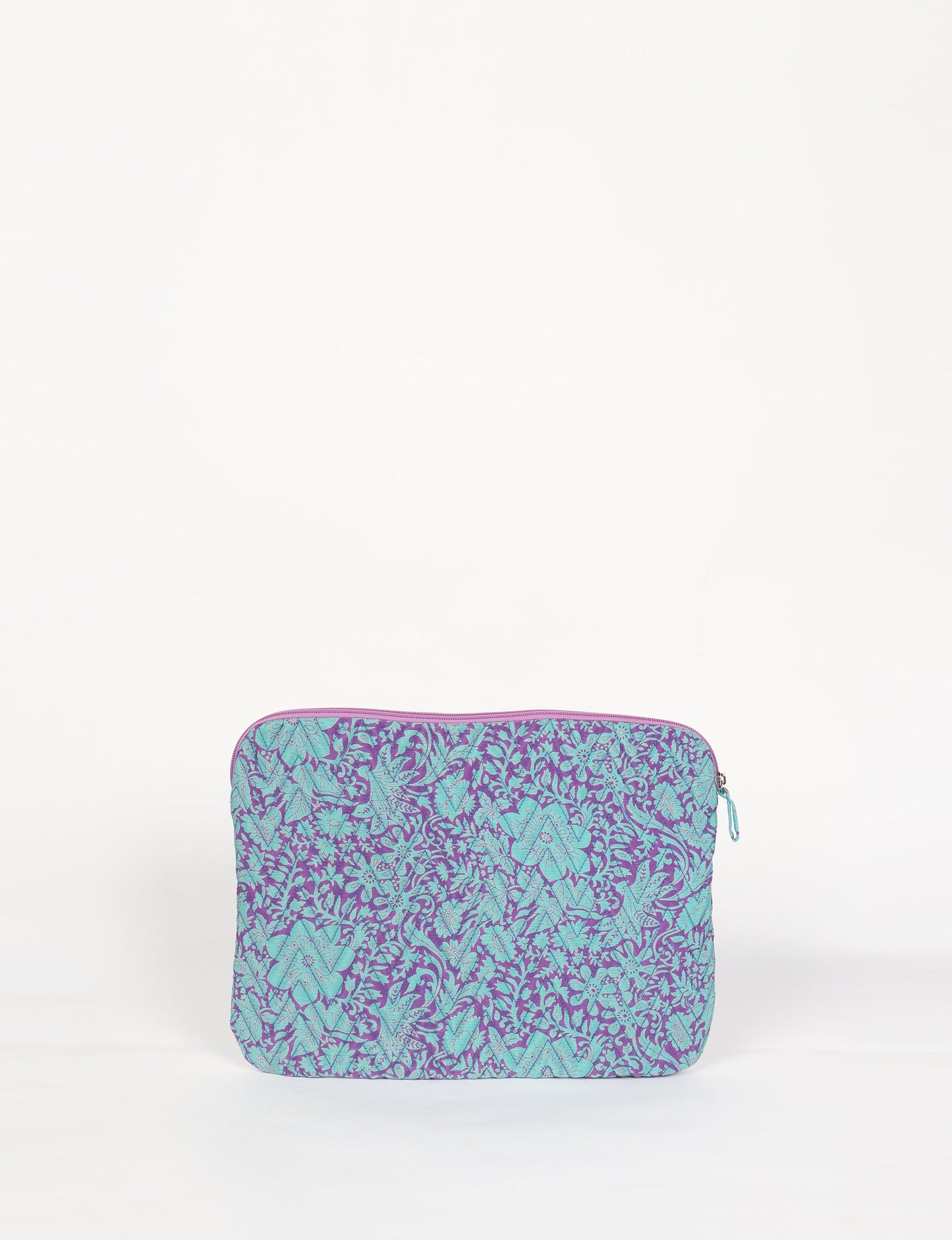 Elevate your tech style with our QUILTED LAPTOP SLEEVE 15-16 inches. Crafted with eco-friendly materials, the quilted design provides cushioning and durable protection for your 15"-16" laptop. Lightweight and stylish, with a secure zipper closure – your ethical choice for sustainable tech storage.