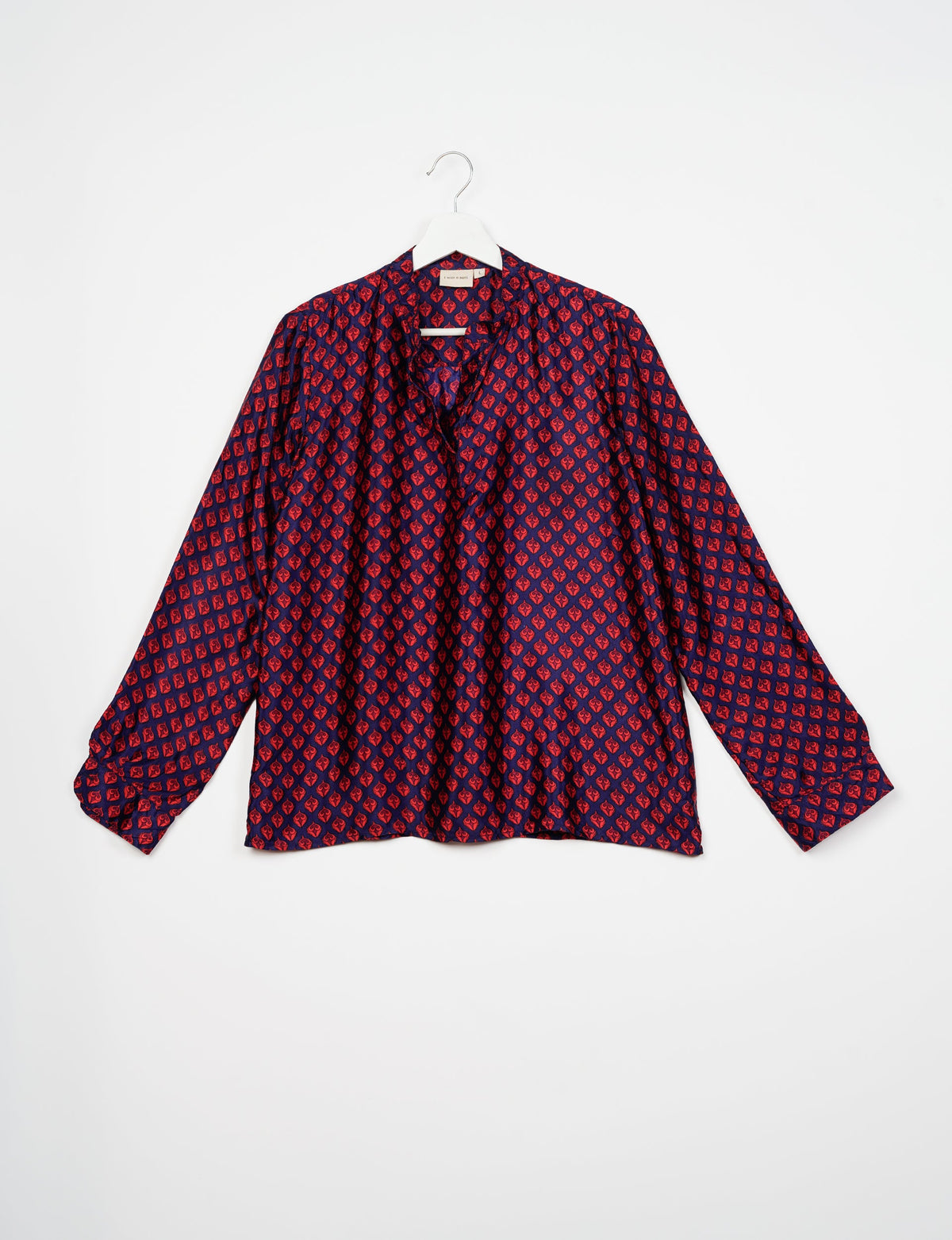 Versatile DAY BLOUSE, a sustainable wardrobe essential with a classic Johnny collar and full sleeves. Lightweight fabric for a comfortable fit, perfect for dressing up or down. Explore ethical clothing and green fashion with this eco-friendly and timeless piece, perfect for any occasion.