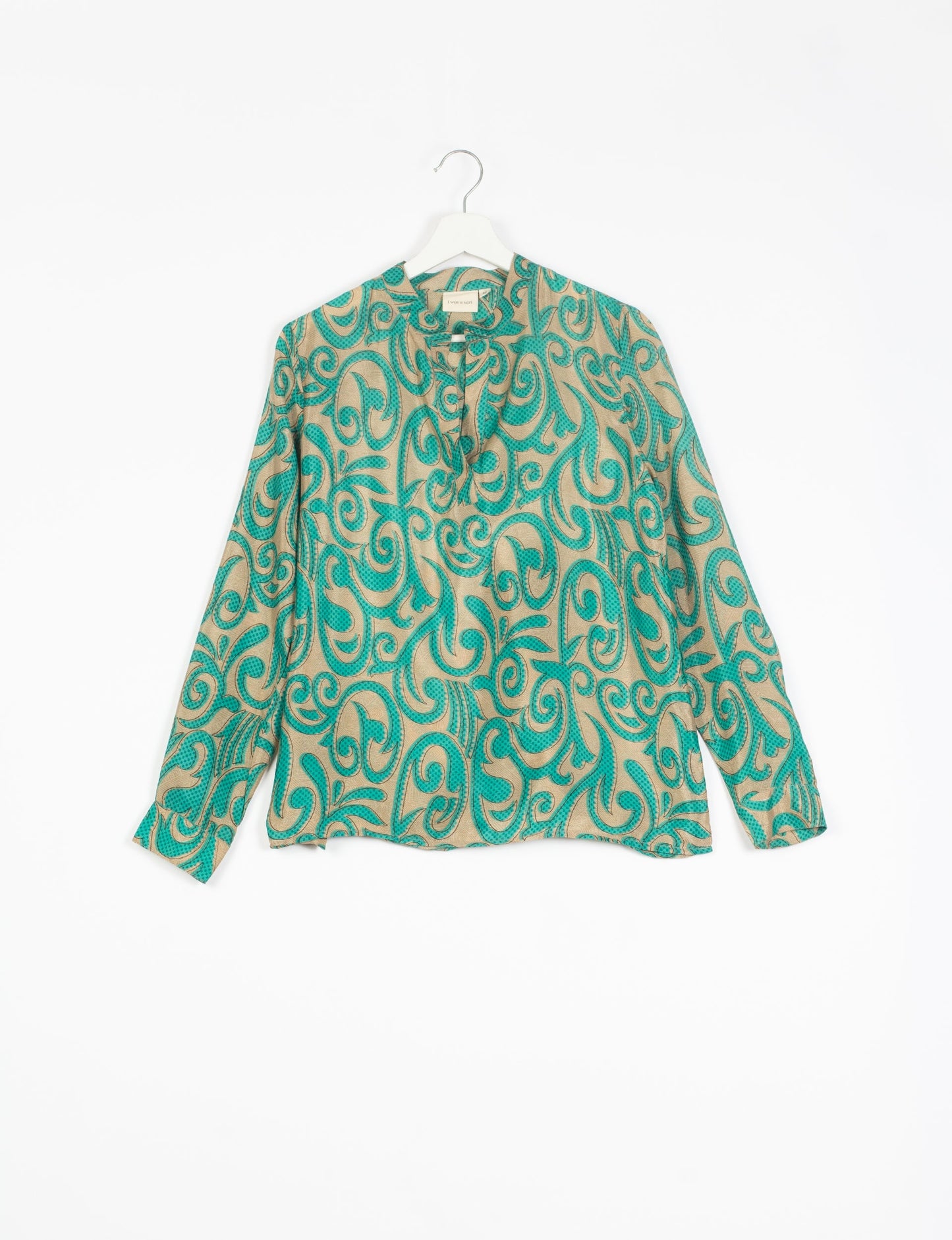 Versatile DAY BLOUSE, a sustainable wardrobe essential with a classic Johnny collar and full sleeves. Lightweight fabric for a comfortable fit, perfect for dressing up or down. Explore ethical clothing and green fashion with this eco-friendly and timeless piece, perfect for any occasion.