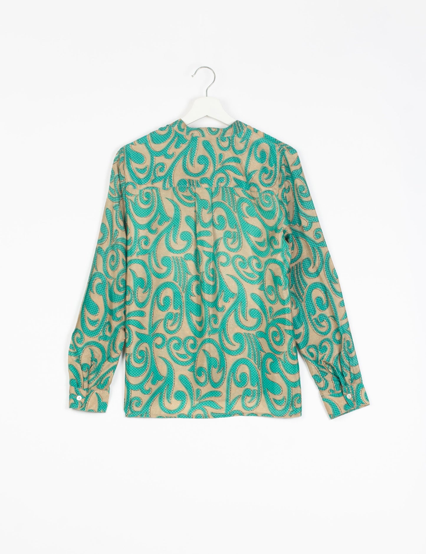 Versatile DAY BLOUSE, a sustainable wardrobe essential with a classic Johnny collar and full sleeves. Lightweight fabric for a comfortable fit, perfect for dressing up or down. Explore ethical clothing and green fashion with this eco-friendly and timeless piece, perfect for any occasion.