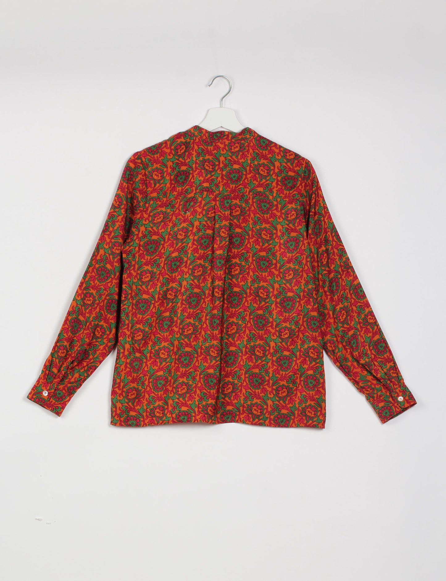 Versatile DAY BLOUSE, a sustainable wardrobe essential with a classic Johnny collar and full sleeves. Lightweight fabric for a comfortable fit, perfect for dressing up or down. Explore ethical clothing and green fashion with this eco-friendly and timeless piece, perfect for any occasion.