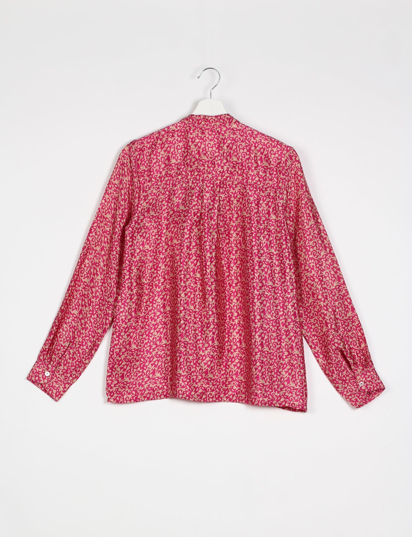 Versatile DAY BLOUSE, a sustainable wardrobe essential with a classic Johnny collar and full sleeves. Lightweight fabric for a comfortable fit, perfect for dressing up or down. Explore ethical clothing and green fashion with this eco-friendly and timeless piece, perfect for any occasion.