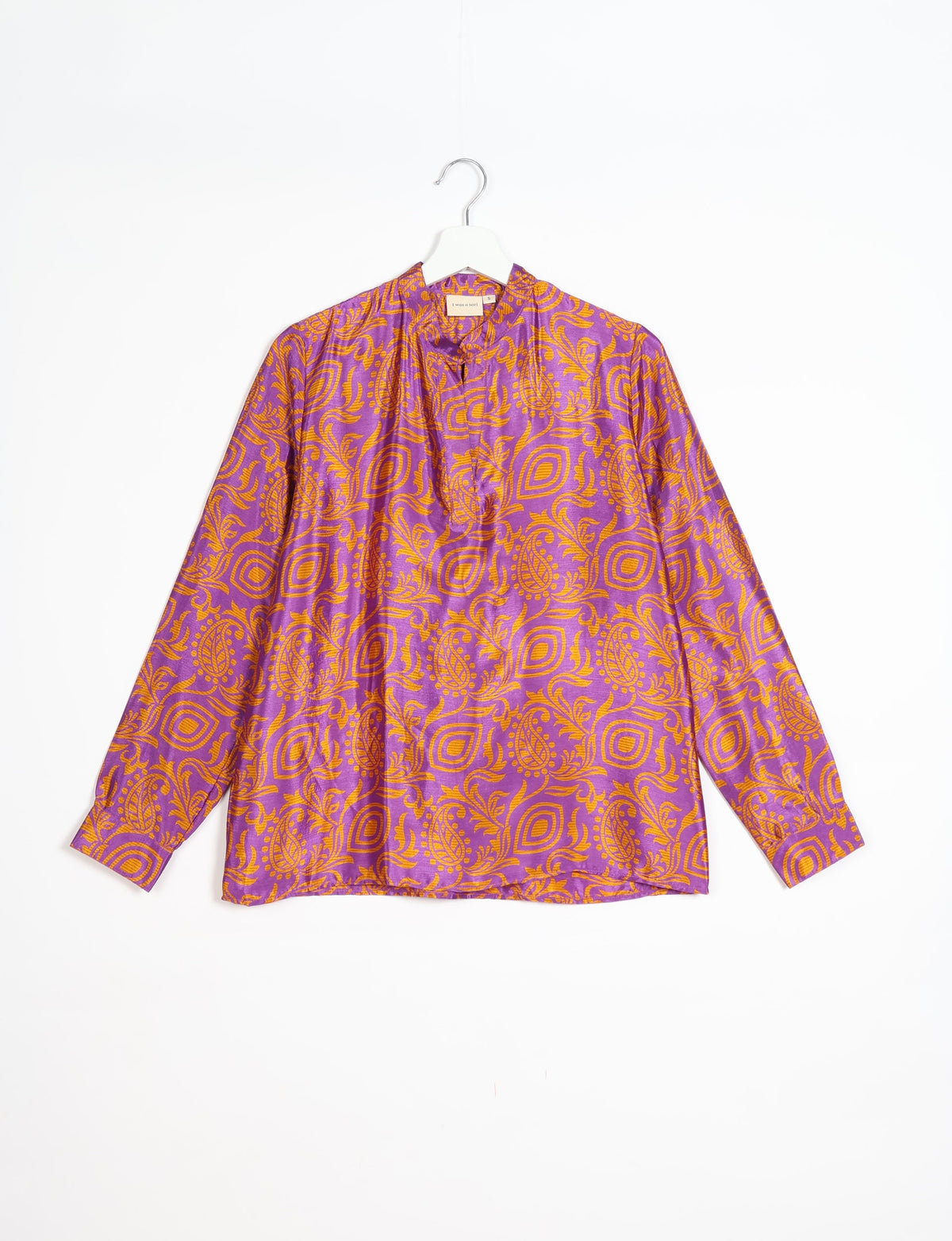 Versatile DAY BLOUSE, a sustainable wardrobe essential with a classic Johnny collar and full sleeves. Lightweight fabric for a comfortable fit, perfect for dressing up or down. Explore ethical clothing and green fashion with this eco-friendly and timeless piece, perfect for any occasion.