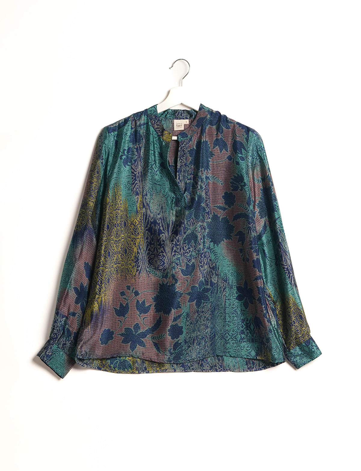 Versatile DAY BLOUSE, a sustainable wardrobe essential with a classic Johnny collar and full sleeves. Lightweight fabric for a comfortable fit, perfect for dressing up or down. Explore ethical clothing and green fashion with this eco-friendly and timeless piece, perfect for any occasion.