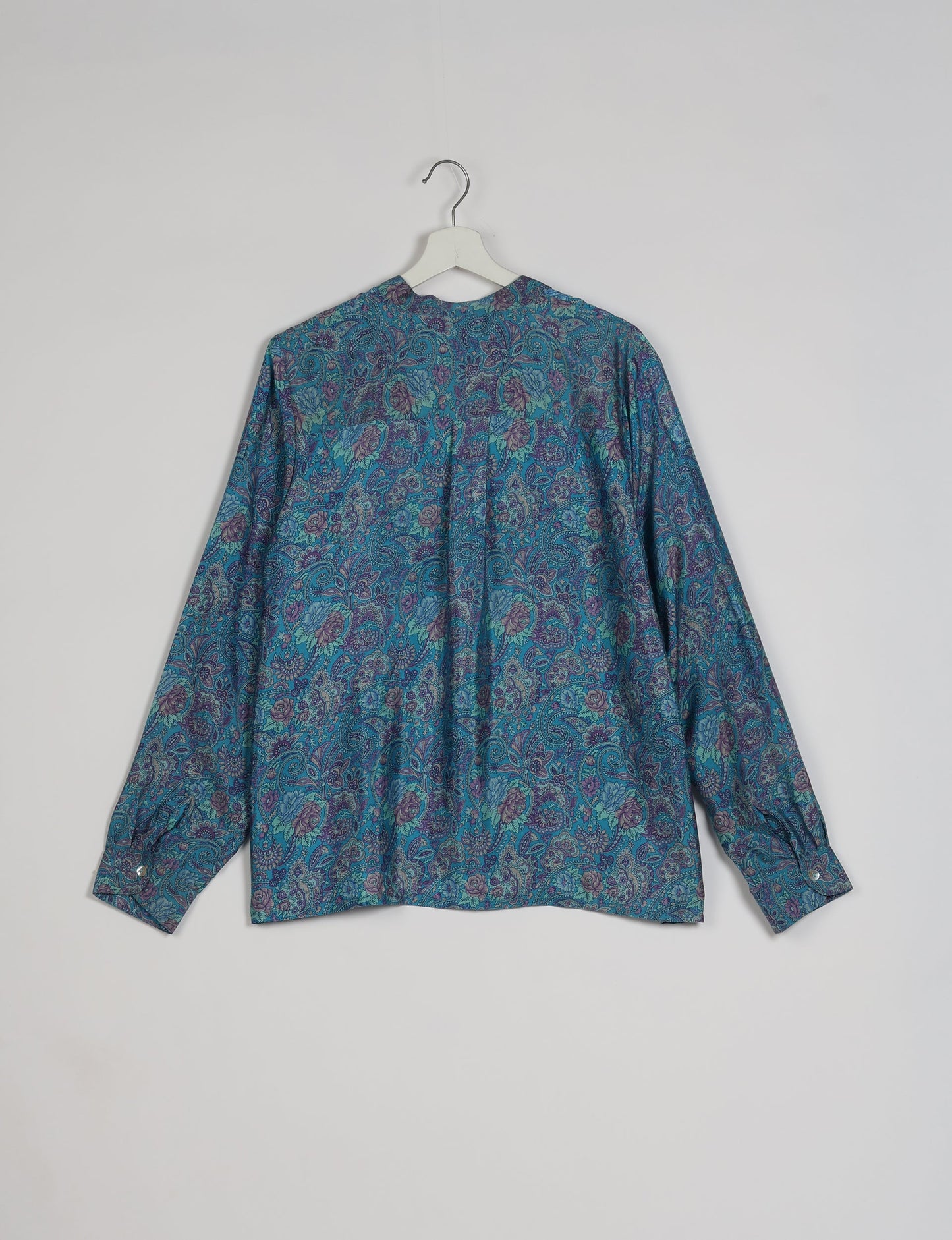 Versatile DAY BLOUSE, a sustainable wardrobe essential with a classic Johnny collar and full sleeves. Lightweight fabric for a comfortable fit, perfect for dressing up or down. Explore ethical clothing and green fashion with this eco-friendly and timeless piece, perfect for any occasion.