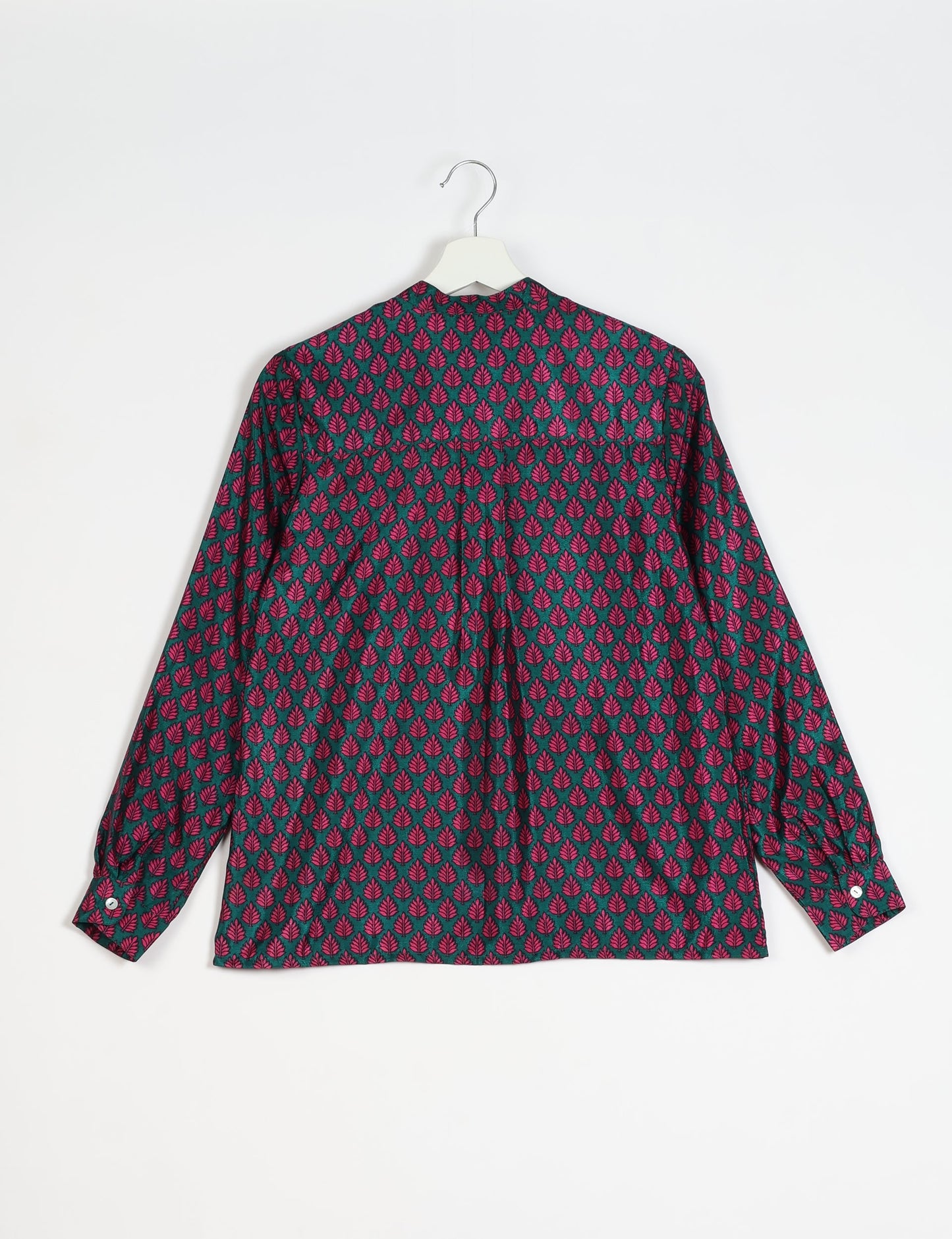 Versatile DAY BLOUSE, a sustainable wardrobe essential with a classic Johnny collar and full sleeves. Lightweight fabric for a comfortable fit, perfect for dressing up or down. Explore ethical clothing and green fashion with this eco-friendly and timeless piece, perfect for any occasion.