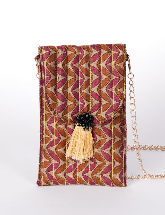 Stylish mobile phone pouch with tassel charm. Made from sustainable materials for eco-friendly fashion.