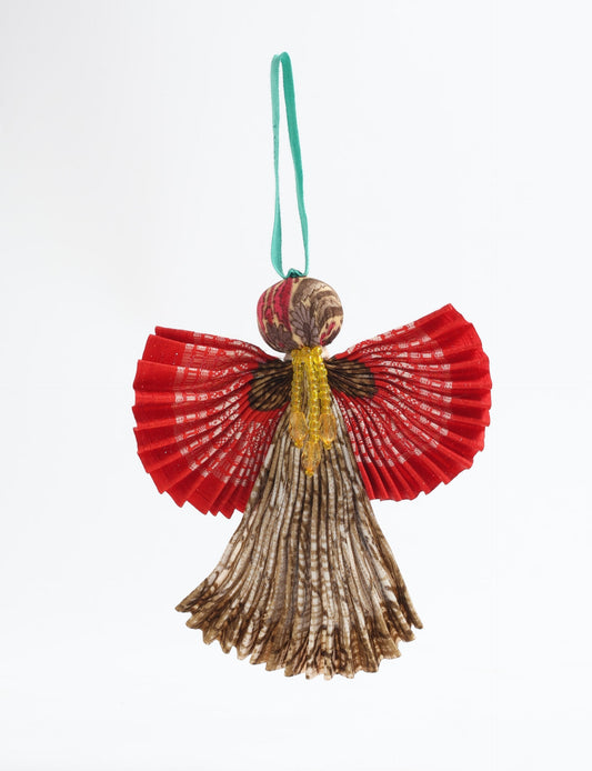 Angel Christmas Ornament made from upcycled saris, featuring pleated arms and body. A sustainable, eco-friendly holiday decoration, embodying recycled fashion and upcycling in festive style.





