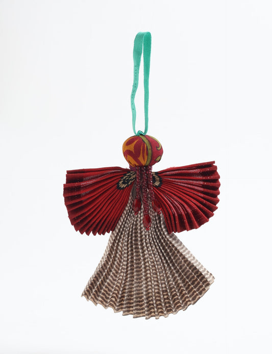 Angel Christmas Ornament made from upcycled saris, featuring pleated arms and body. A sustainable, eco-friendly holiday decoration, embodying recycled fashion and upcycling in festive style.





