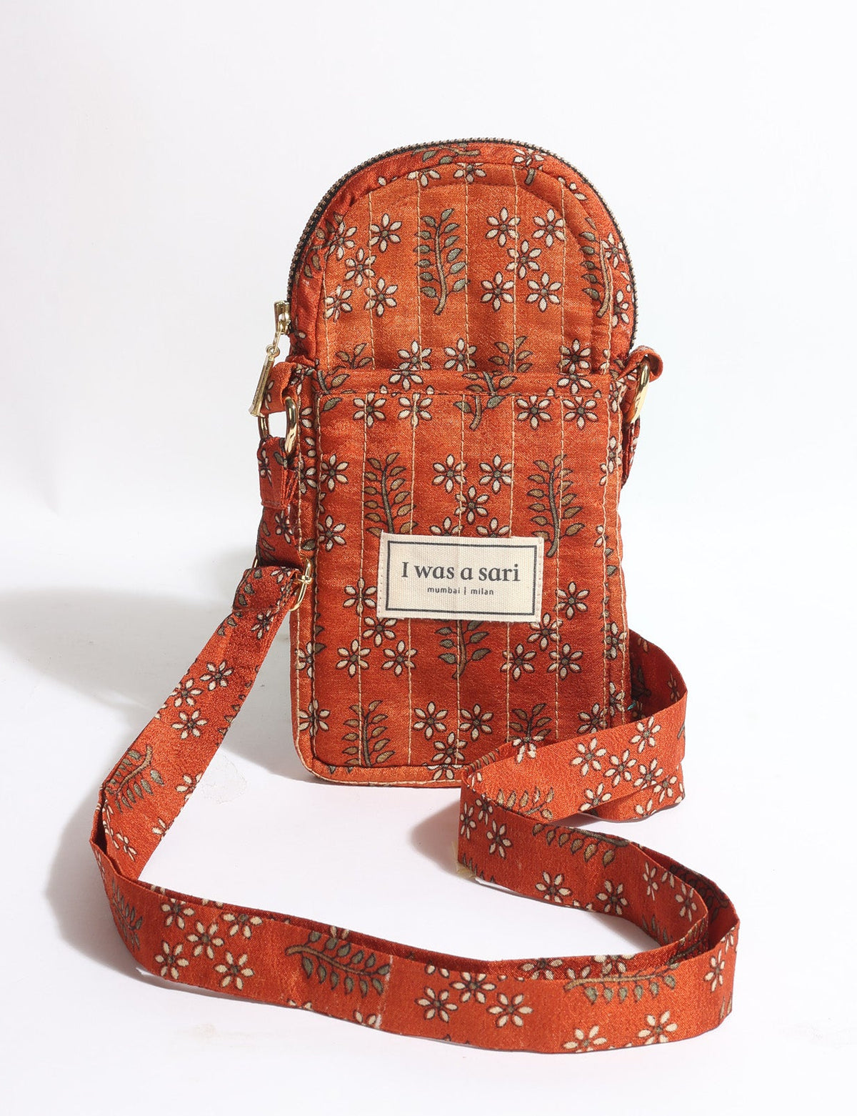 Quilted mobile bag compact crossbody phone pouch with adjustable strap and zip closure