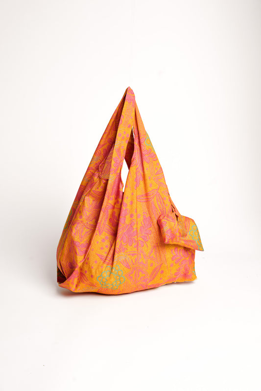 Complimentary Reusable Bag