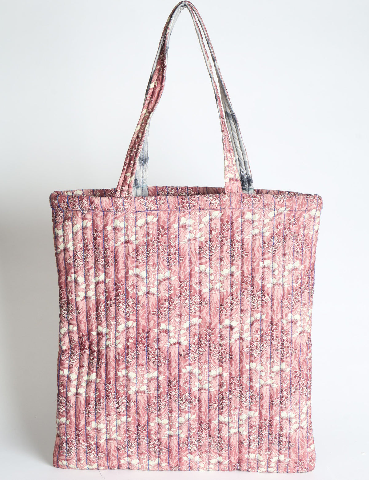 Sac cabas matelassé - Motif floral bleu