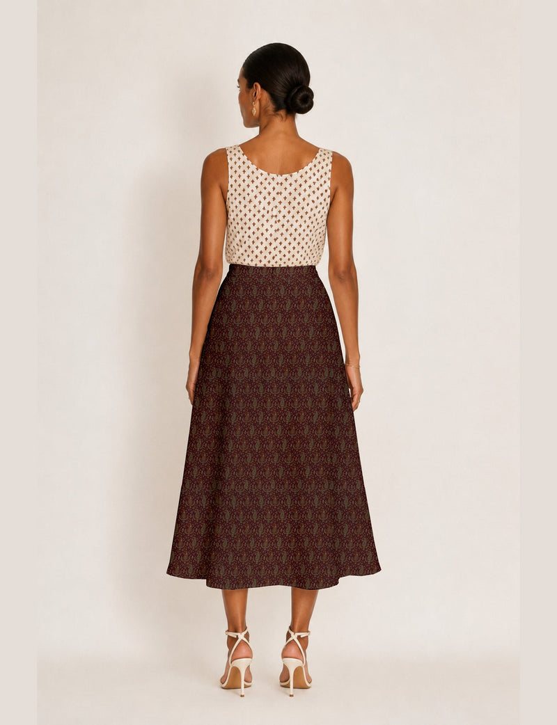 A line skirt with slit - Red Paisley