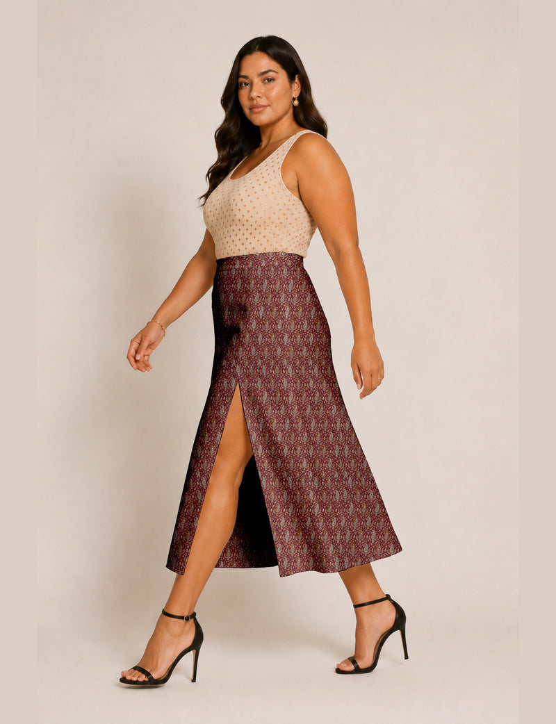 A line skirt with slit - Red Paisley