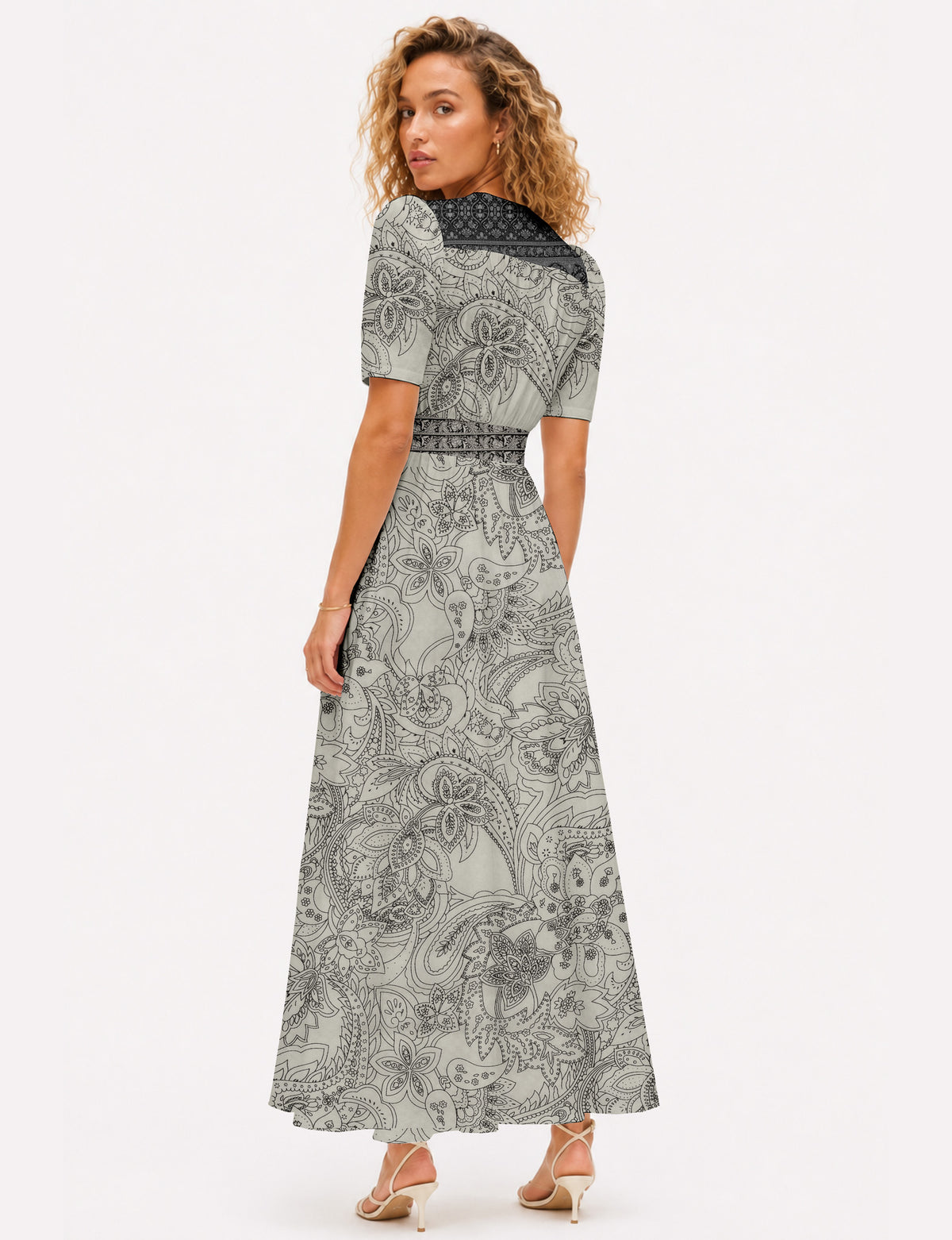 Romantisches Maxikleid - Weiß Paisley