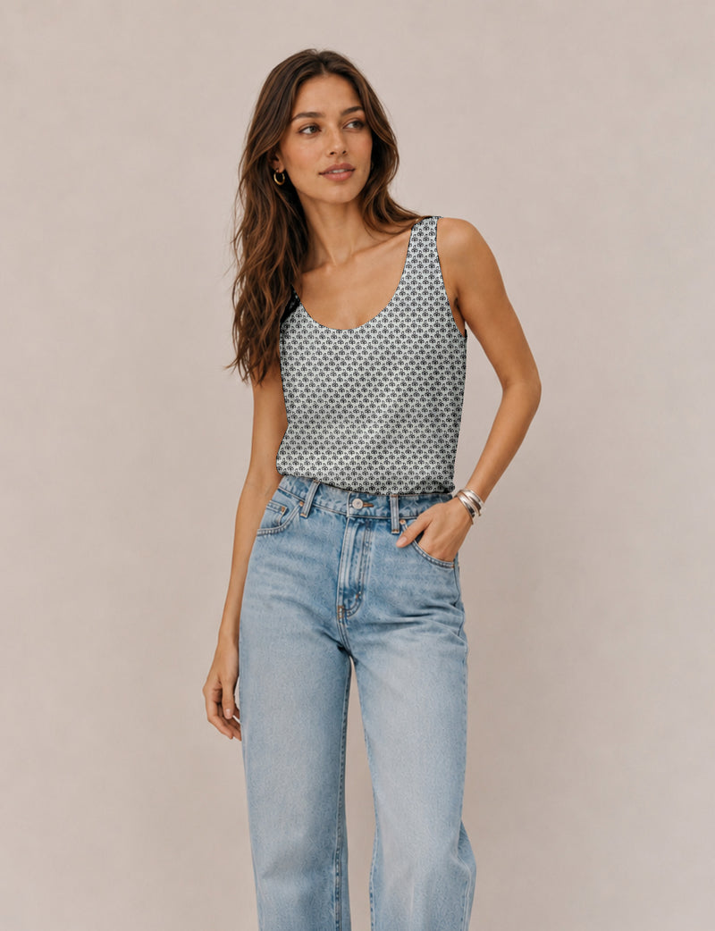 Sleeveless blouse - White Floral